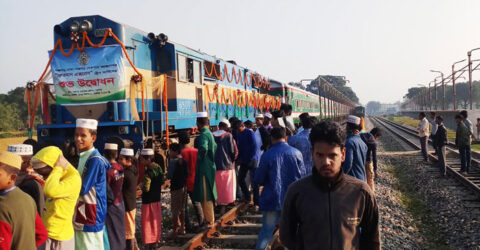 দেশের দীর্ঘতম রেলপথে ট্রেন চলাচল শুরু