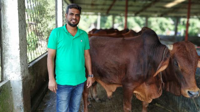 মেধা আর চেষ্টার জোরে কোটিপতি