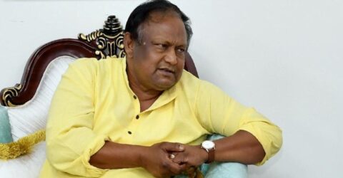 করোনা আক্রান্ত বাণিজ্যমন্ত্রী সুস্থ হয়ে বাসায় ফিরেছেন